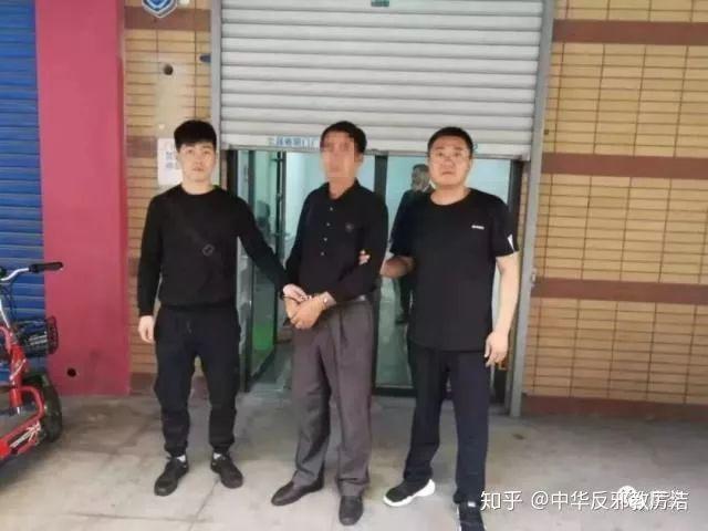 2025年新澳门和香港天天免费精准大全,词语释义、专家解析解释与落实与警惕虚假宣传